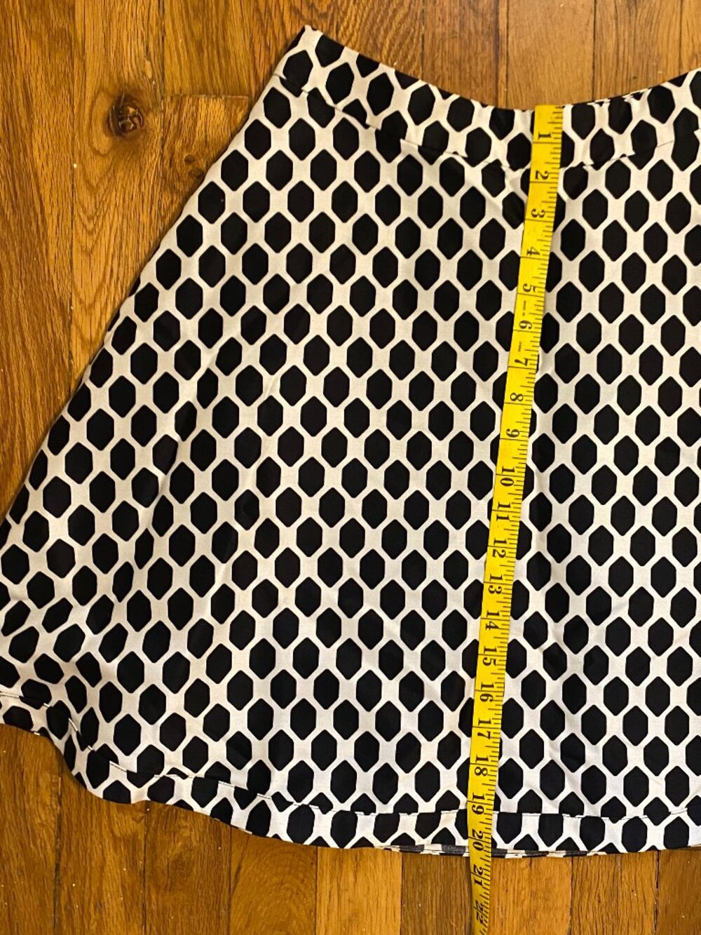 (DVF) Diane Von Fürstenberg Sz 4 Women Wool/Silk A-Line Flare Skirt B/W Pockets - Picture 8 of 9
